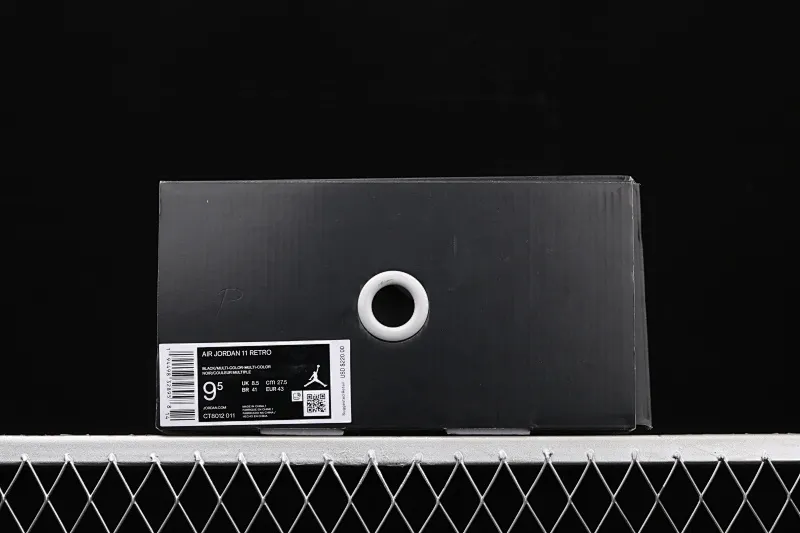 All Categories Air Jordan Jordan Series Basketball Shoes Air Jordan 11 Pure Original Version Air Jordan 11 "25th Anniversary" AJ11 Joe 11 Devil II Genuine Standard Real Carbon CT8012-011